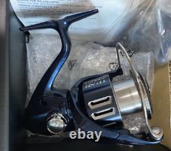 Spinning Reel 21 Twin Power XD 4000PG Gear Ratio 4.41 Fishing IN BOX